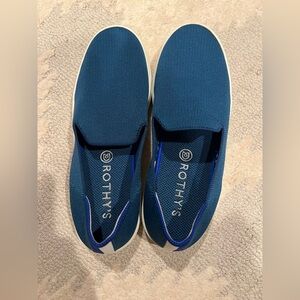 Rothy's rare teal slip on tennis shoes with heal stripe.